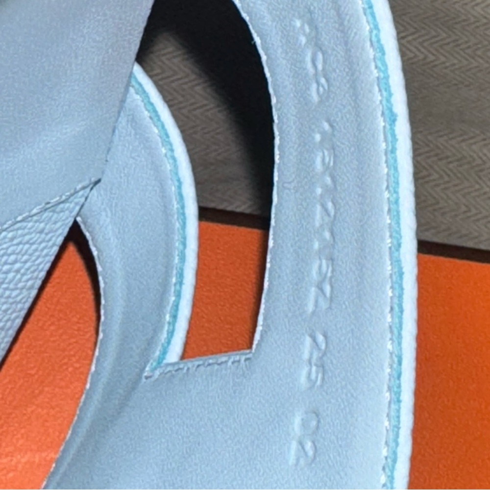 Hermes oasis light blue epsom sandals 38.5 - Picture 5 of 6